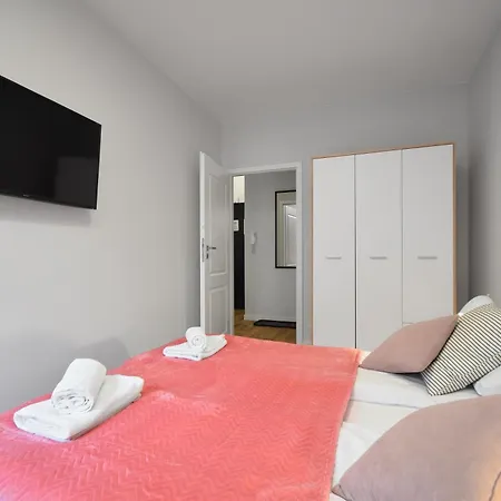 Rentplanet - Kolo Brzegu Διαμέρισμα