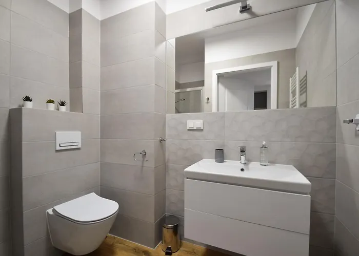 Rentplanet - Kolo Brzegu Apartmán